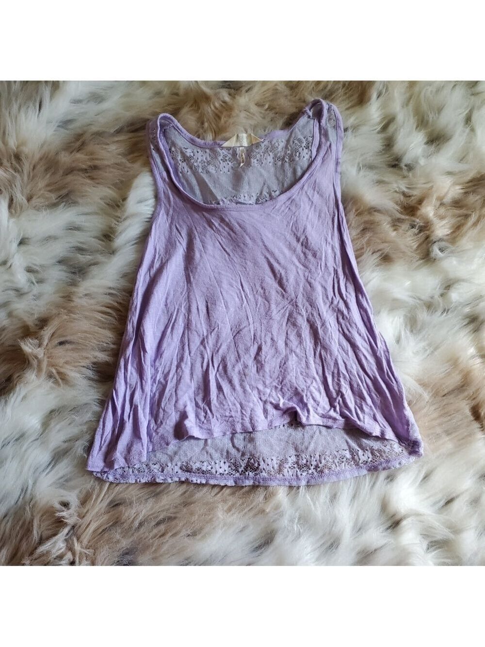 Lacy Lavendar Tank Crop
